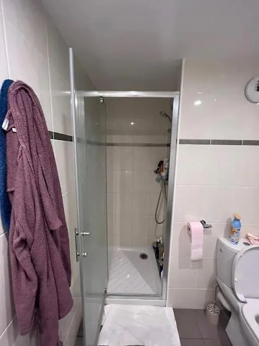 Appartement - Batignolles Paris 0*,